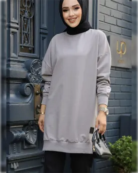 Cozy Long Cotton Blouse in Light Gray Shade   بلوزة رياضية قطنية دافئة باللون الرمادي الفاتح الجميل